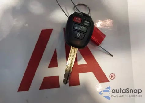 2017 Toyota Corolla Le из США, поврежденный, VIN 2T1BURHE7HC850436